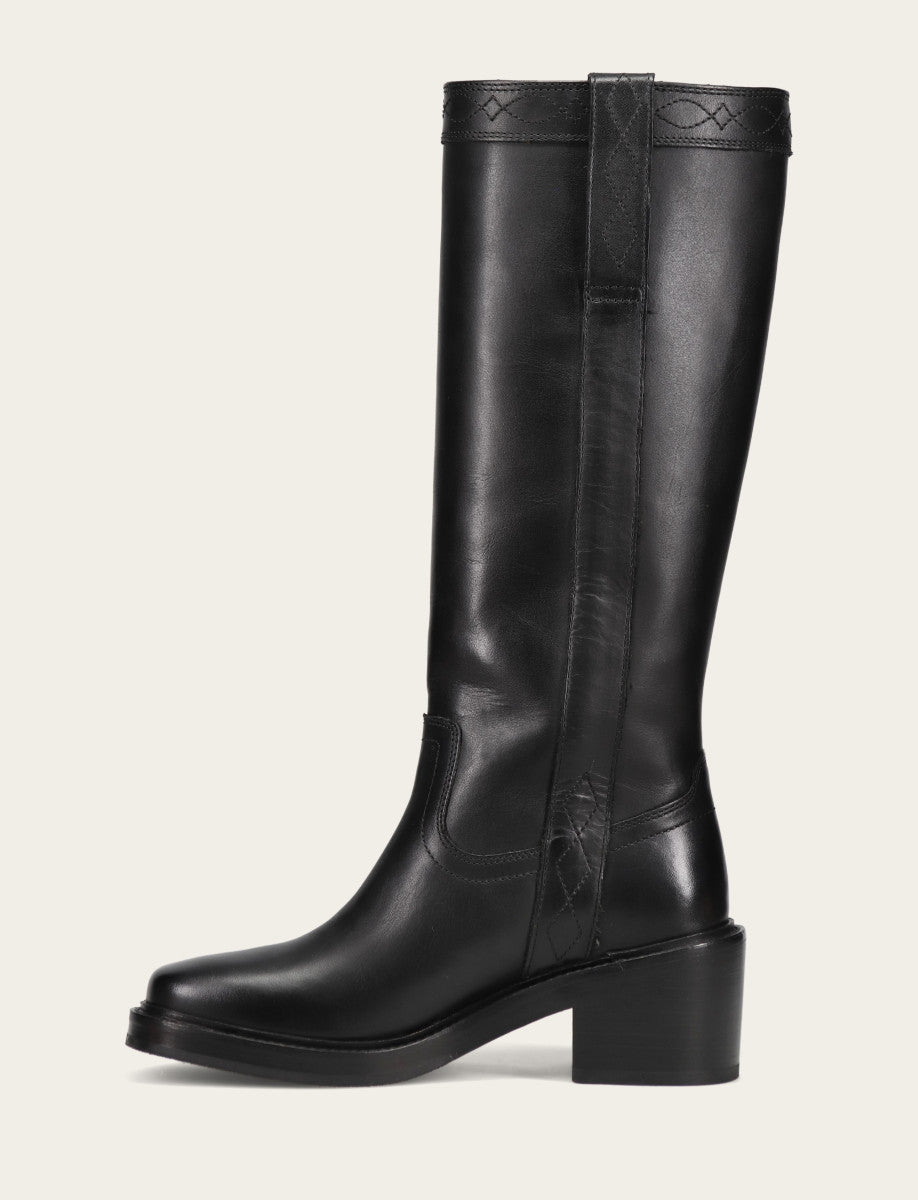 Women's Black Kate Pull On Wide Calf Tall Boots | Frye Premium