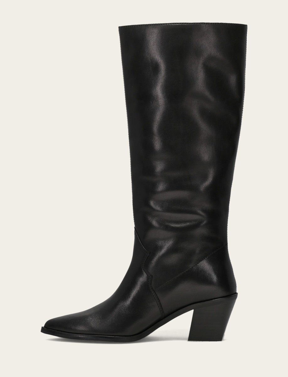 Women's Black Sara Slouchy Boot | Frye Recommended