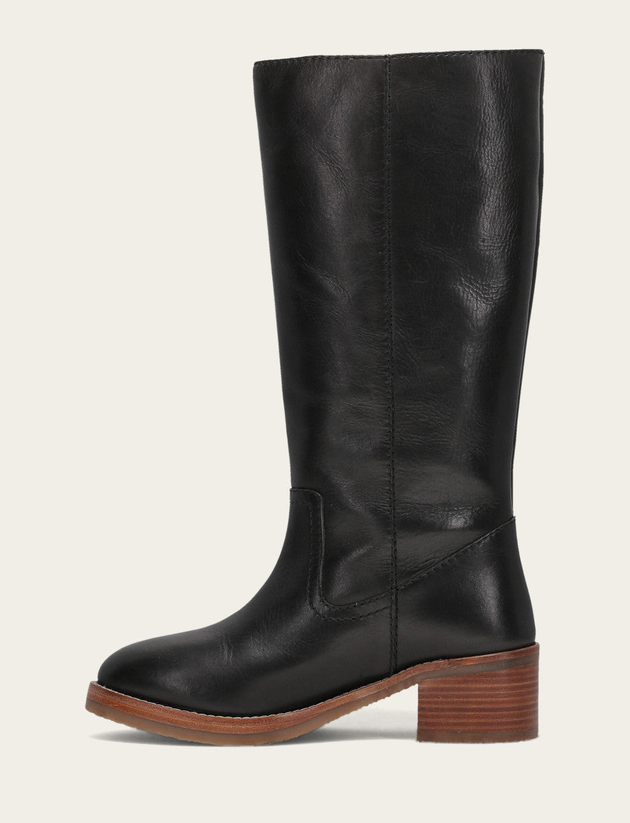 Women's Black Andrea 14R Boot | Frye Trending