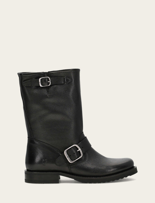 Veronica Flex Short | Frye Signature