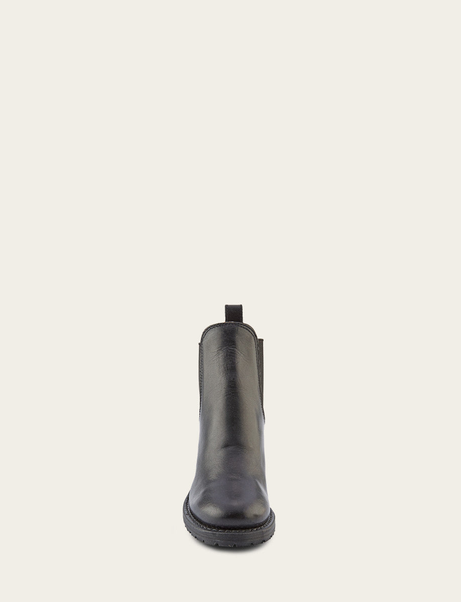 Women's Black Sabrina Chelsea Boots | Frye Customer Favorite