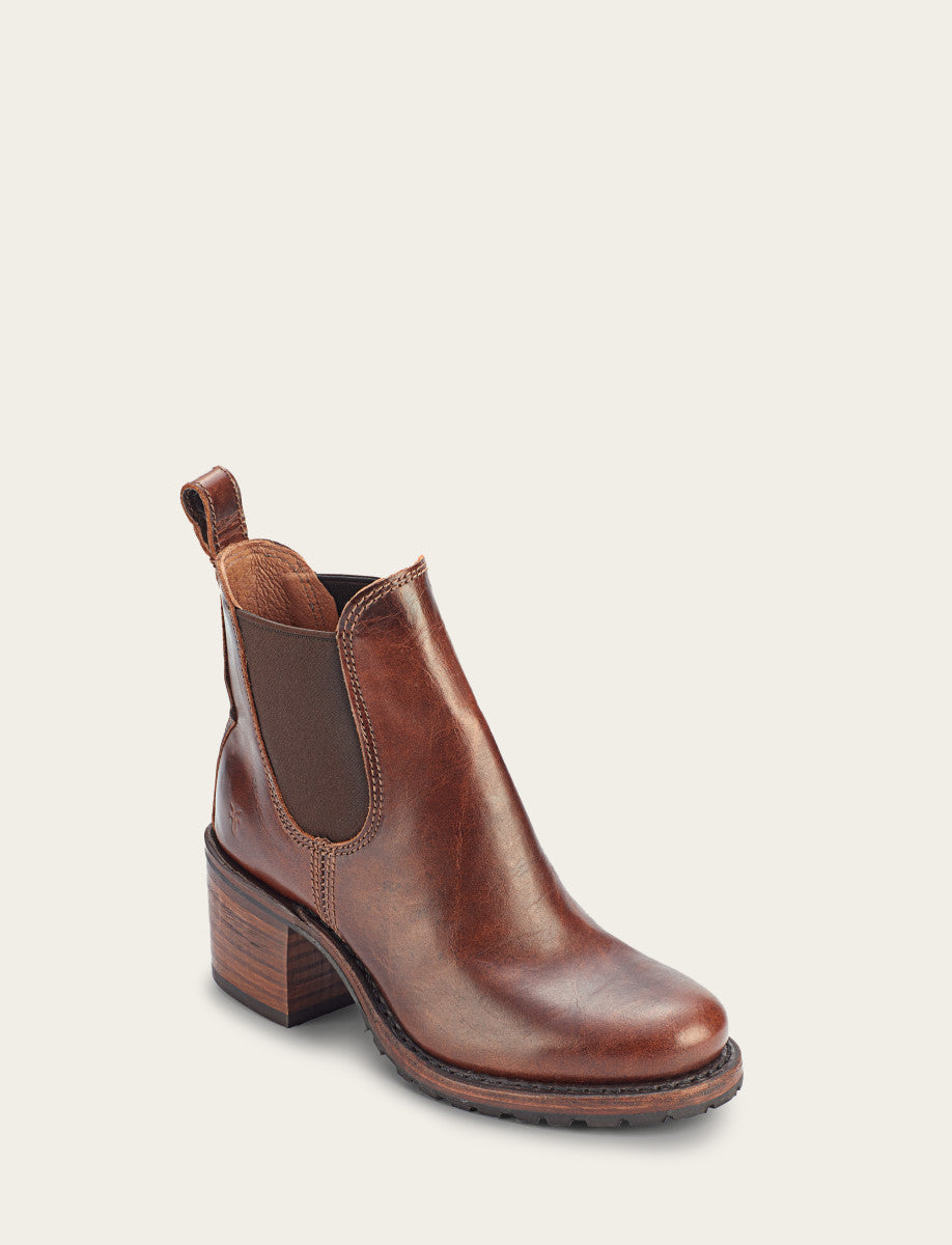 Women's Cognac Sabrina Chelsea Boots | Frye Exclusive