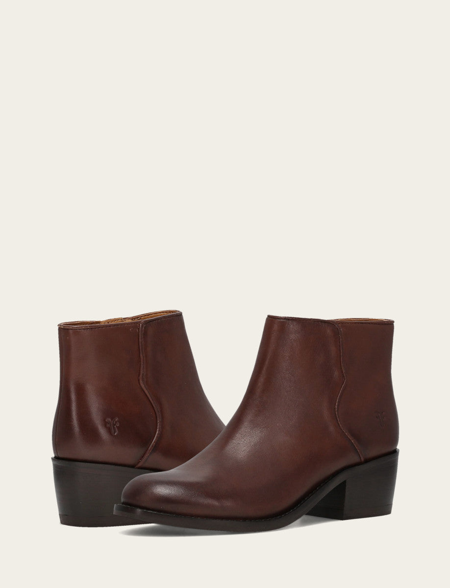 Women's Saddle Carson 2 Piping Booties | Frye Classic