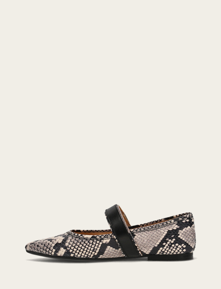 Women's Ecmu Heather Buckle Mary Jane Shoe | Frye Signature