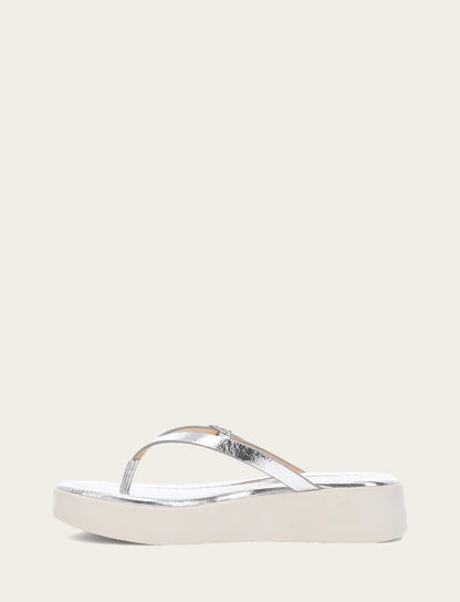 Women's Silver Maya Buckle Thong Sandals | Frye Featured