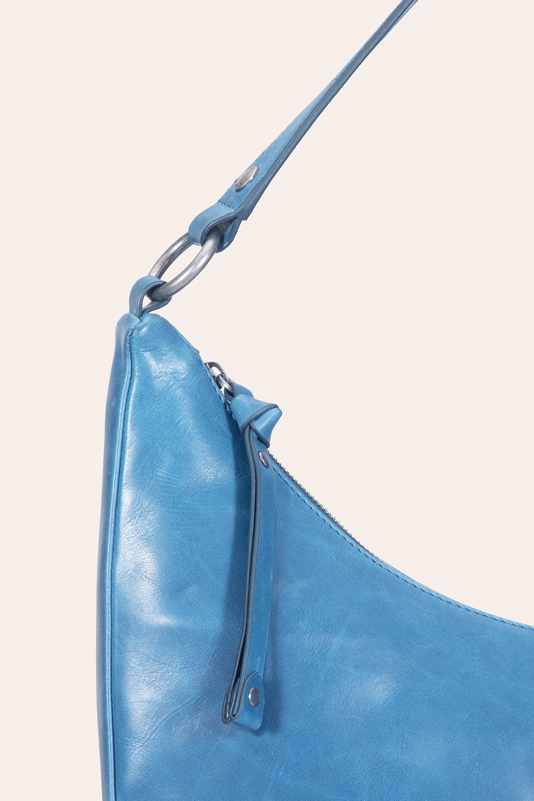 Women's Melissa Crescent Hobo Handbag | Frye Classic