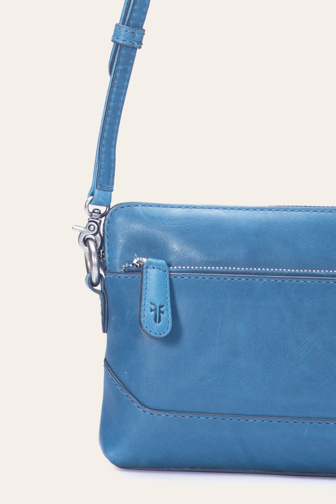 Women's Melissa Wristlet Crossbody Bag | Frye Featured