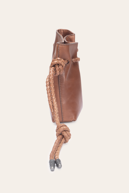 Cognac Caroline Wristlet Clutch | Frye Quality
