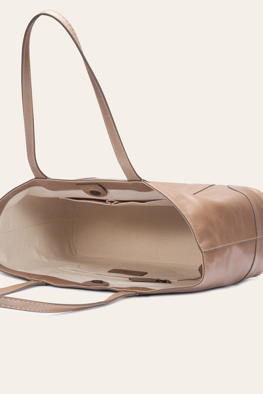 Light Bronze Melissa Shopper | Frye Trusted