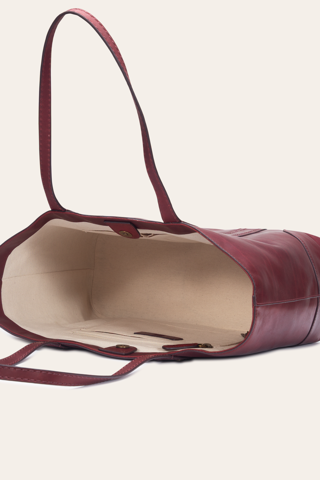 Berry Lacquer Melissa Shopper | Frye Smart Buy