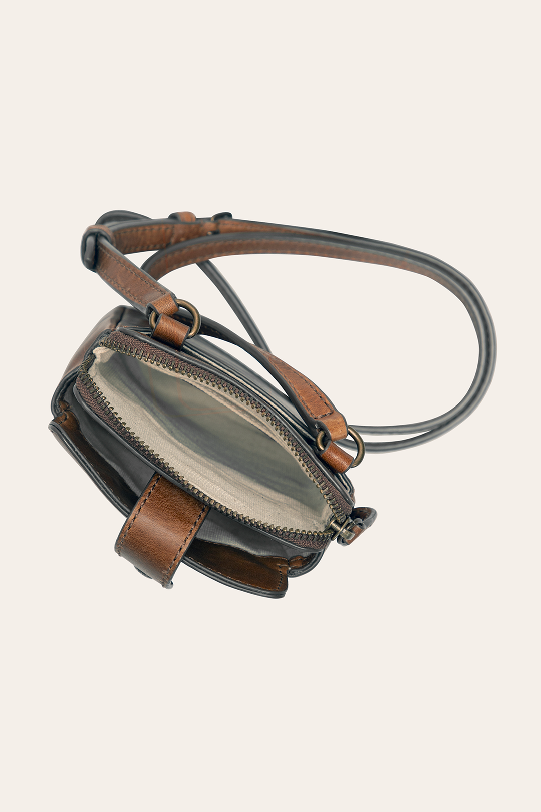 Melissa Cognac Phone Crossbody | Frye Recommended