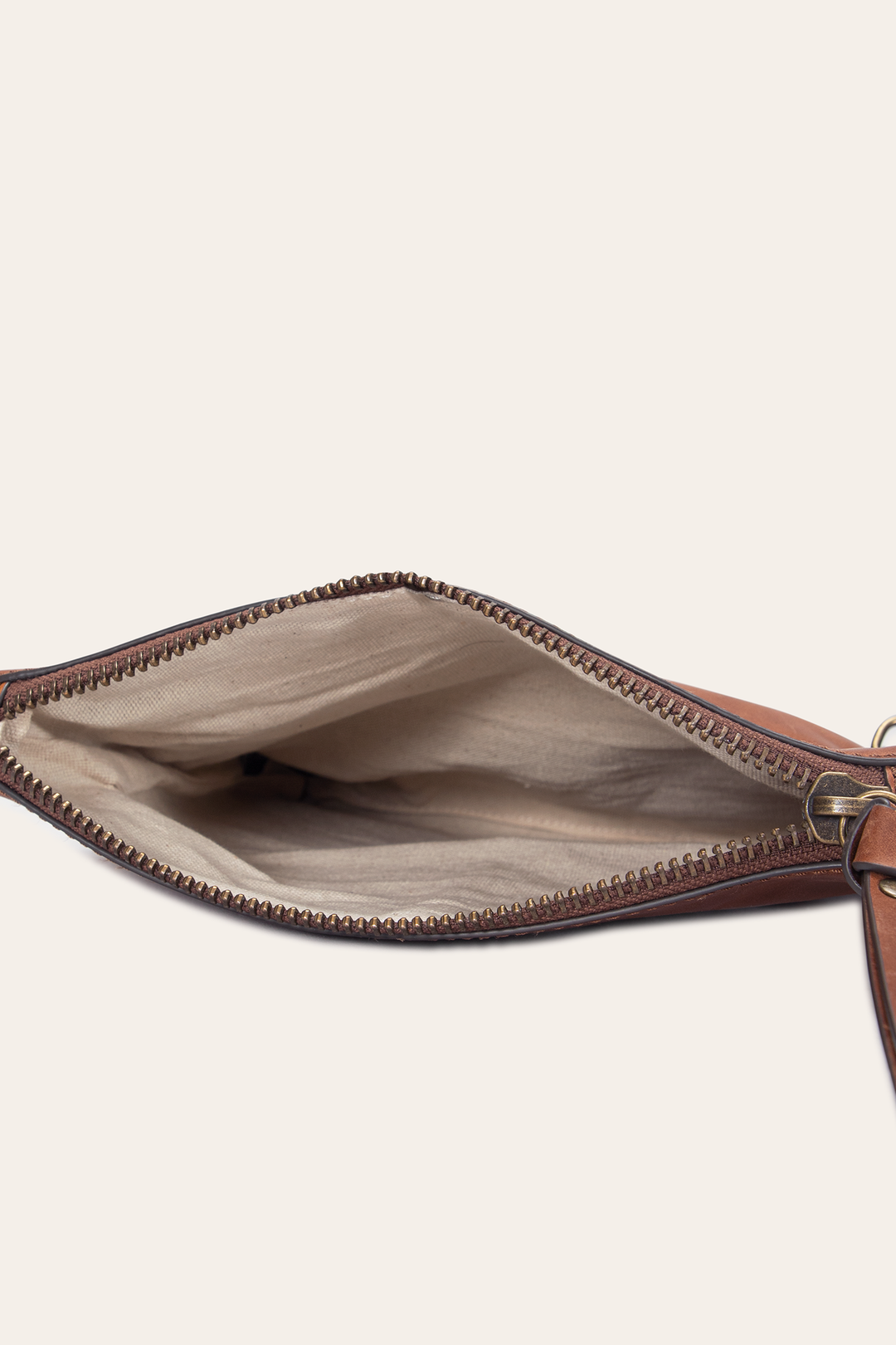 Melissa Cognac Crossbody Clutch | Frye Recommended