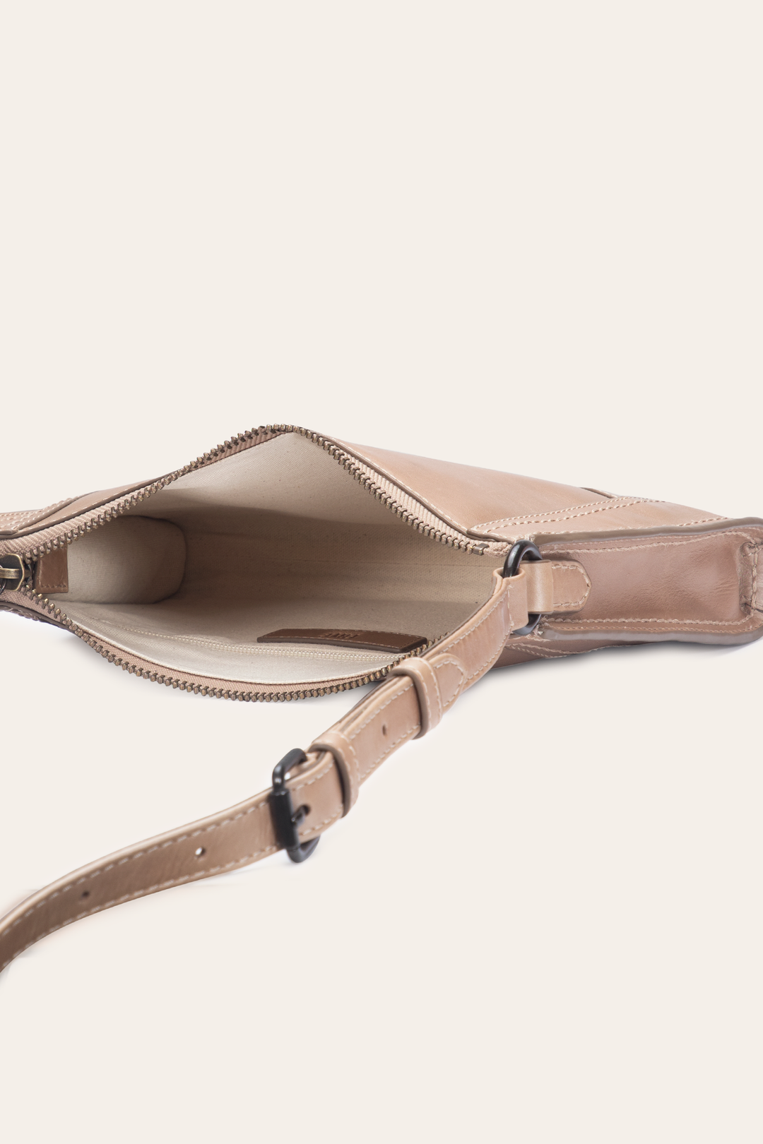 Light Bronze Melissa Zip Crossbody | Frye Essential