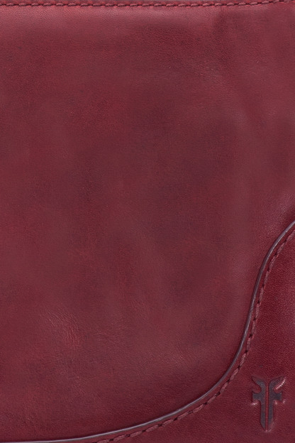 Berry Lacquer Melissa Crossbody | Frye Essential