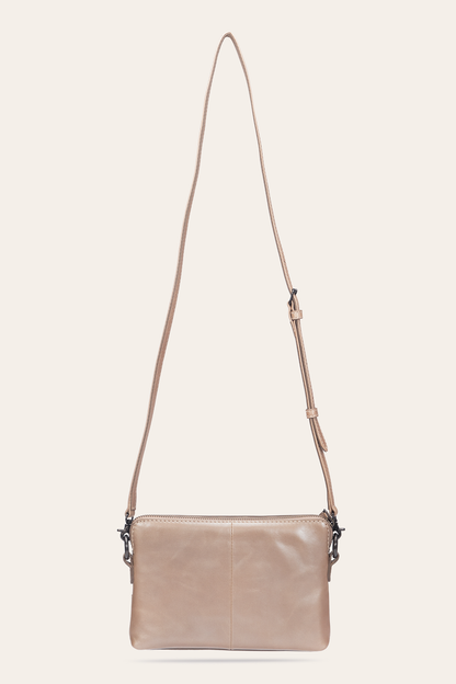 Light Bronze Melissa Crossbody Wristlet | Frye Sale