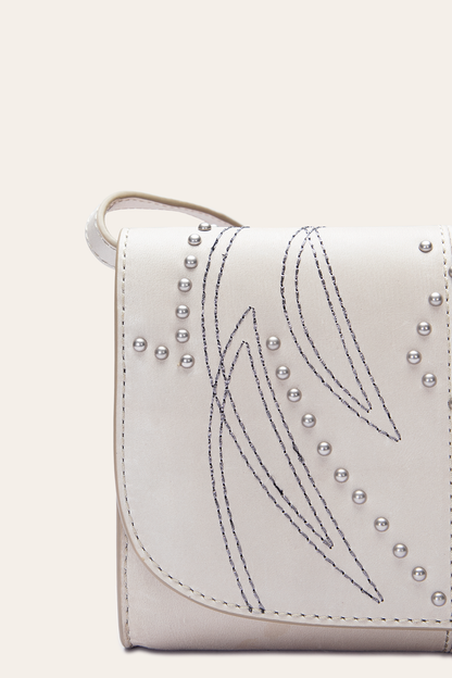 Sara Oat Wallet Crossbody | Frye Quality
