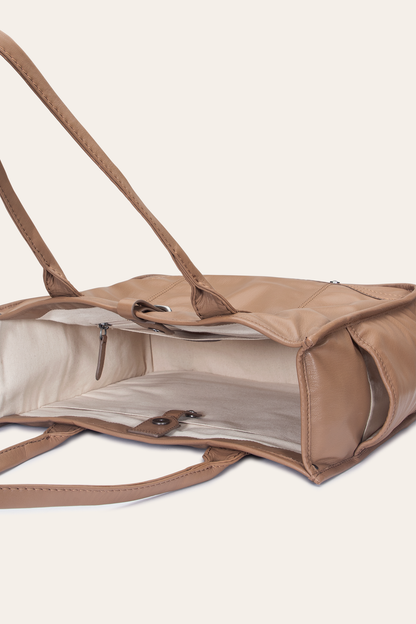 Women's Campus Tote Bag (Beige) | Frye Trending
