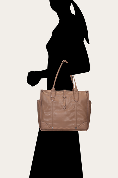 Women's Campus Tote Bag (Beige) | Frye Trending