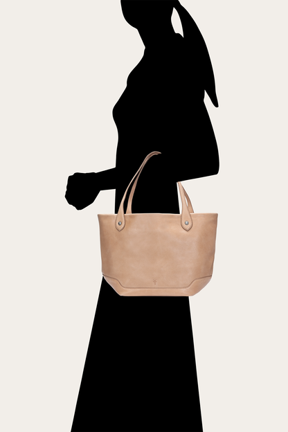 Kenzie Beige Tote | Frye Smart Buy