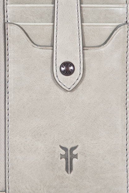 Women's Melissa Snap Card Wallet (Willow) | Frye Quality
