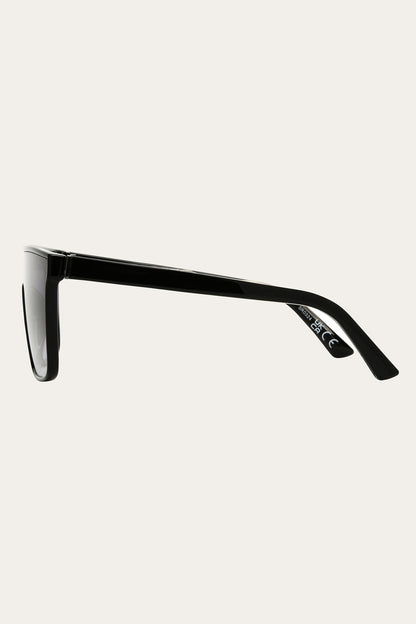 Ruby Black Sunglasses | Frye Quality