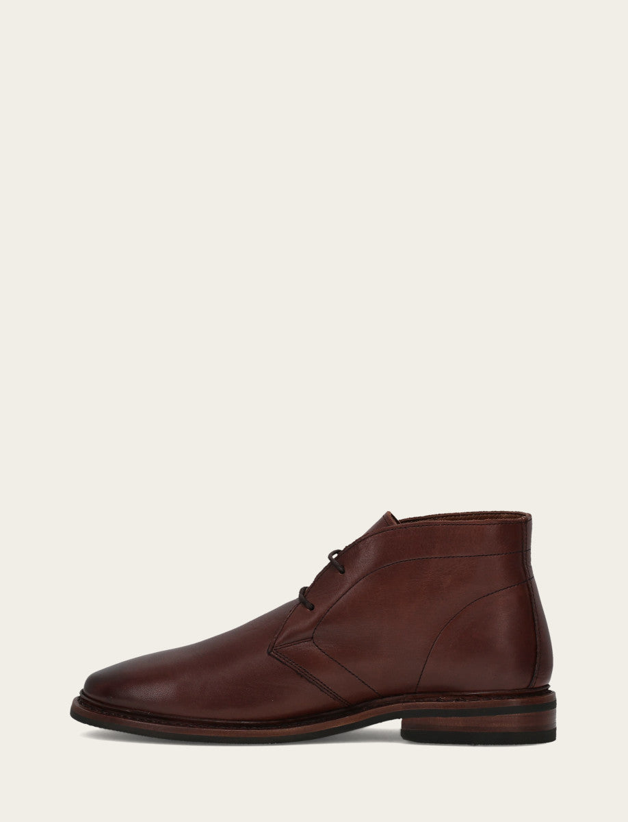 Men’s Brown Oiled Leather Paul Chukka Boots | Frye Deals
