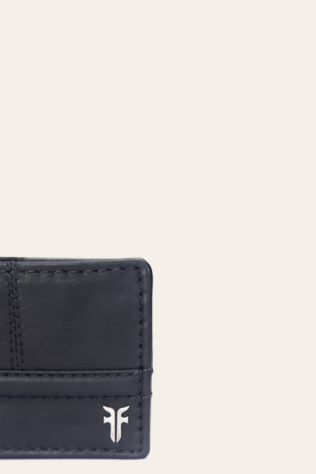 Nash Black Bifold With Foldout Cc | Frye Exclusive