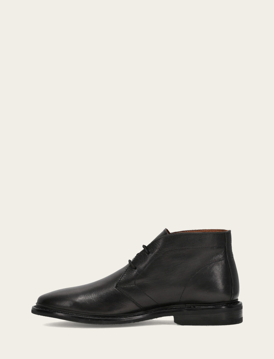 Men's Black Paul Chukka Boot | Frye Everyday